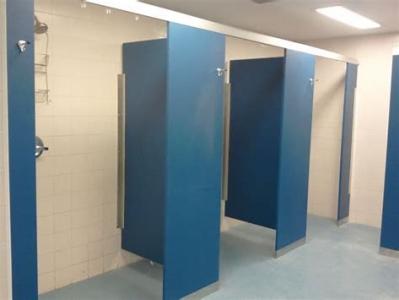 Solid Plastic Shower Partitions